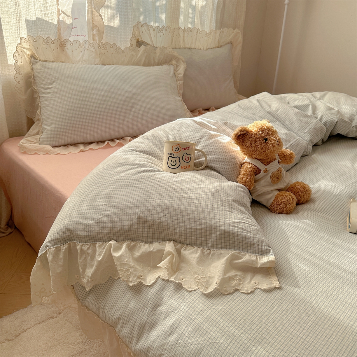 91家纺网 家纺一手货源 找家纺 丽涵家纺 2025新款法式花边全棉色织水洗棉小格子四件套 泡芙-蓝格