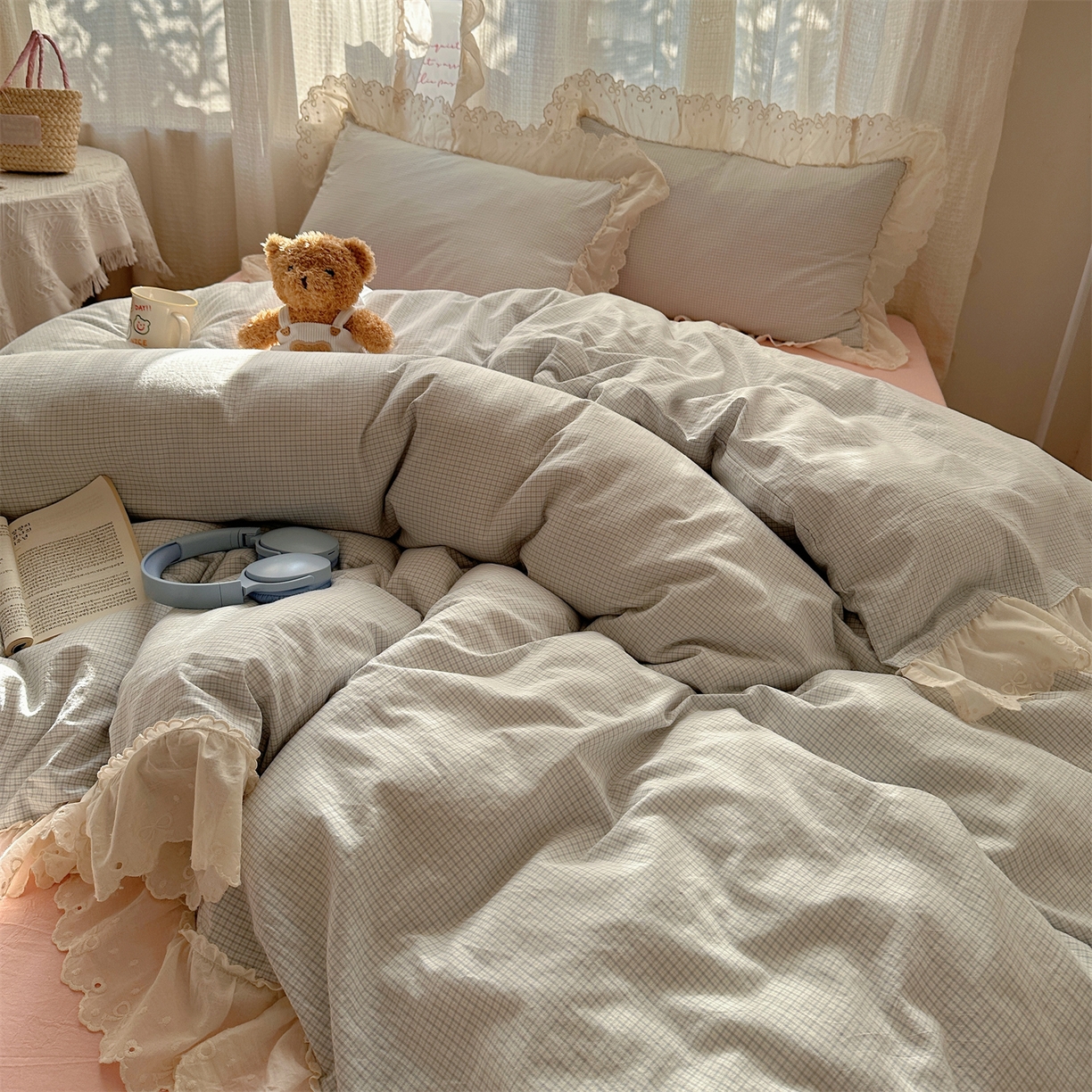 91家纺网 家纺一手货源 找家纺 丽涵家纺 2025新款法式花边全棉色织水洗棉小格子四件套 泡芙-蓝格