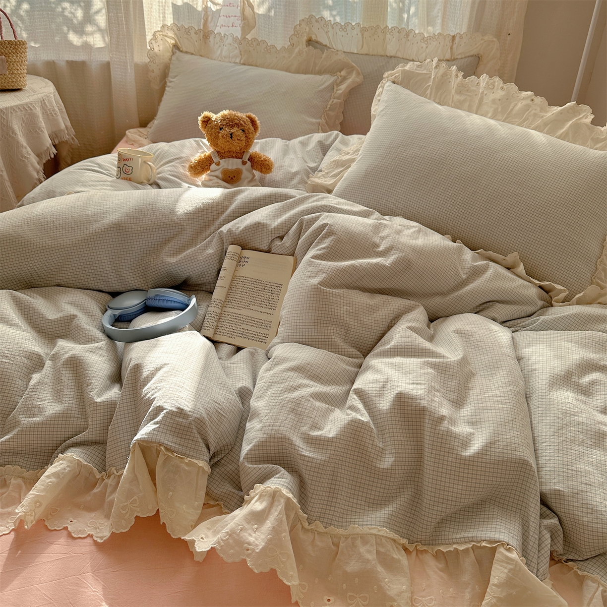 91家纺网 家纺一手货源 找家纺 丽涵家纺 2025新款法式花边全棉色织水洗棉小格子四件套 泡芙-蓝格