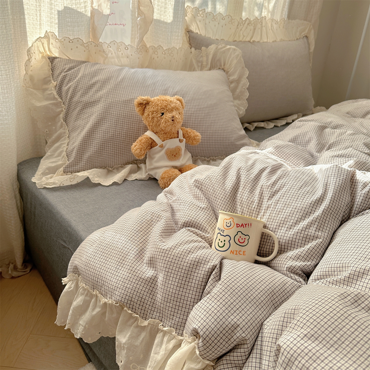 91家纺网 家纺一手货源 找家纺 丽涵家纺 2025新款法式花边全棉色织水洗棉小格子四件套 泡芙-黑格