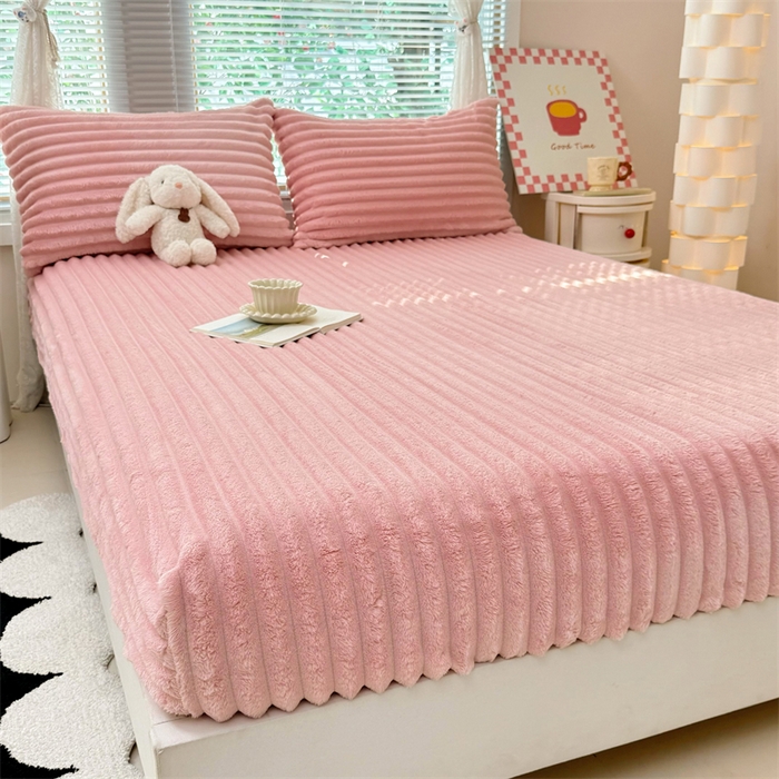 91家纺网 家纺一手货源 找家纺 馨乐家纺 2025新款A类300g兔毛抽条床笠 粉色-床笠