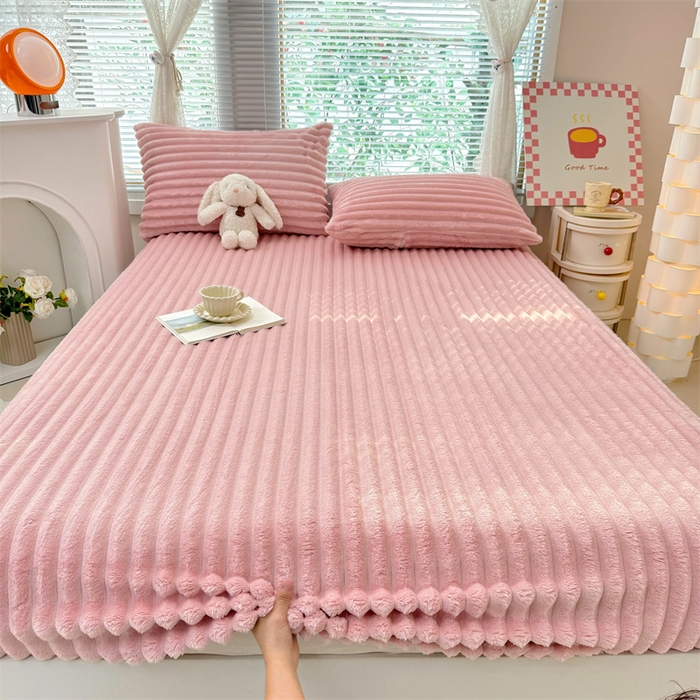 91家纺网 家纺一手货源 找家纺 馨乐家纺 2025新款A类300g兔毛抽条床笠 粉色-床笠