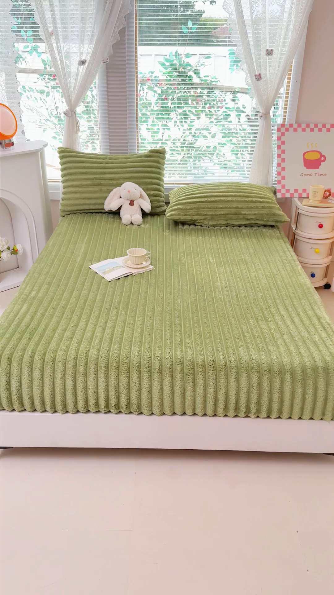 91家纺网 家纺一手货源 找家纺 馨乐家纺 2025新款A类300g兔毛抽条床笠 抹茶绿-床笠