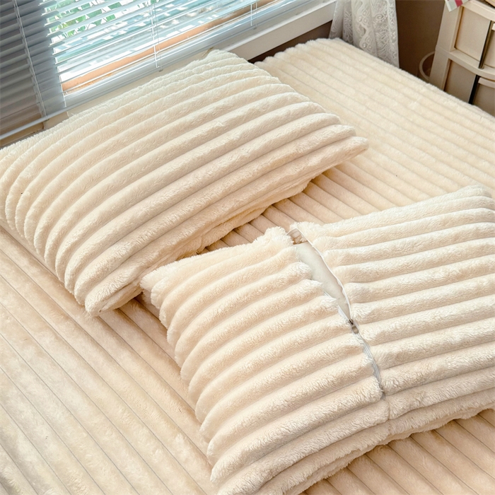 91家纺网 家纺一手货源 找家纺 馨乐家纺 2025新款A类300g兔毛抽条床笠 奶白-床笠