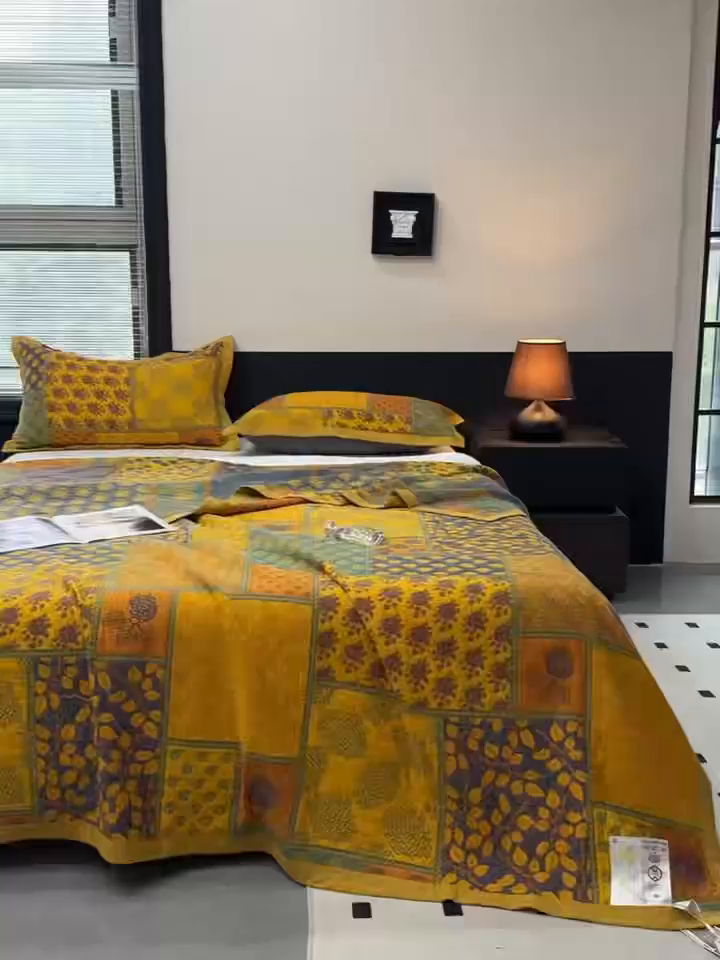 91家纺网 家纺一手货源 找家纺 七七家纺 2025新款新疆长绒棉盖毯 黄叶繁花