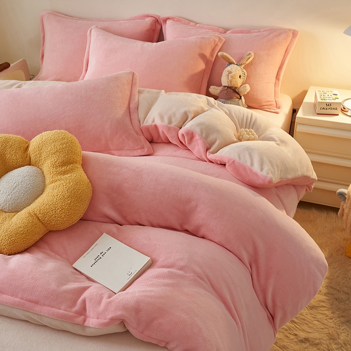 91家纺网 家纺一手货源 找家纺 （总）2025新款多巴胺小红书纯色牛奶绒四件套牛奶绒被套跨境定制-风格二