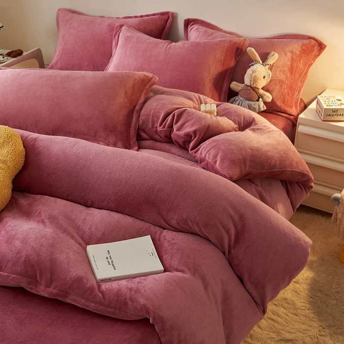 91家纺网 家纺一手货源 找家纺 （总）2025新款多巴胺小红书纯色牛奶绒四件套牛奶绒被套跨境定制-风格二
