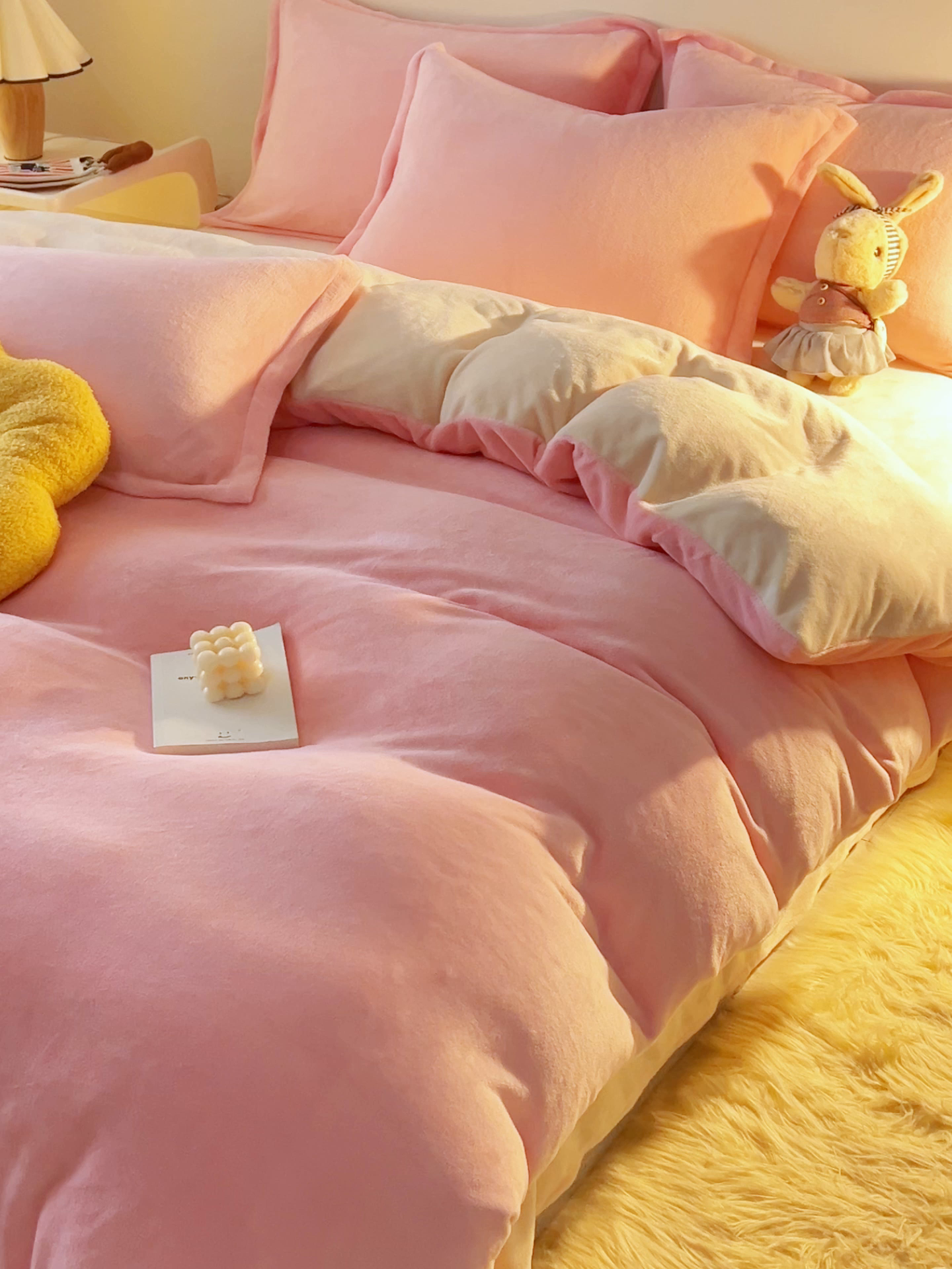 91家纺网 家纺一手货源 找家纺 （总）2025新款多巴胺小红书纯色牛奶绒四件套牛奶绒被套跨境定制-风格二