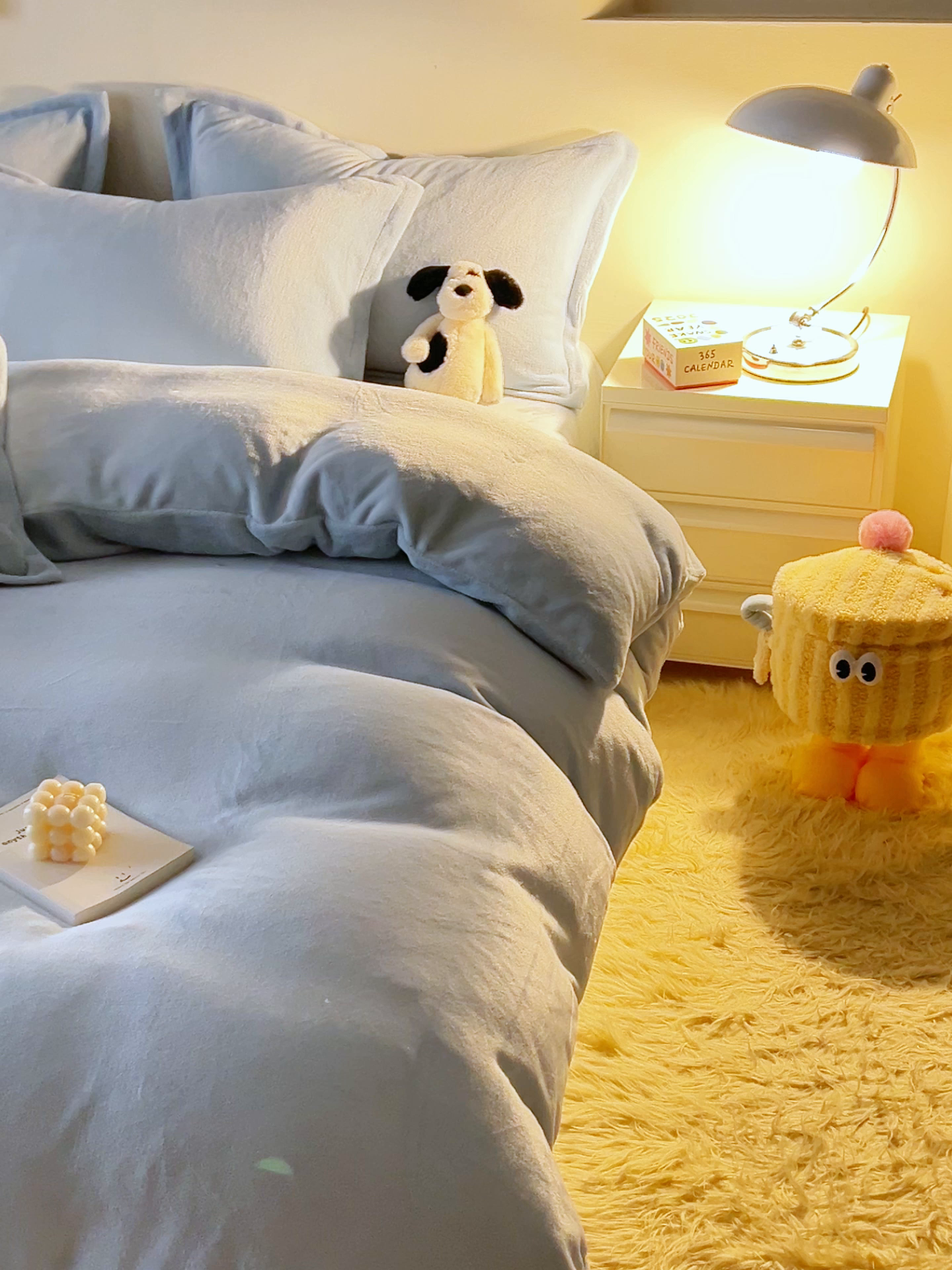 91家纺网 家纺一手货源 找家纺 2025新款多巴胺小红书纯色牛奶绒四件套牛奶绒被套跨境定制-风格二 天蓝