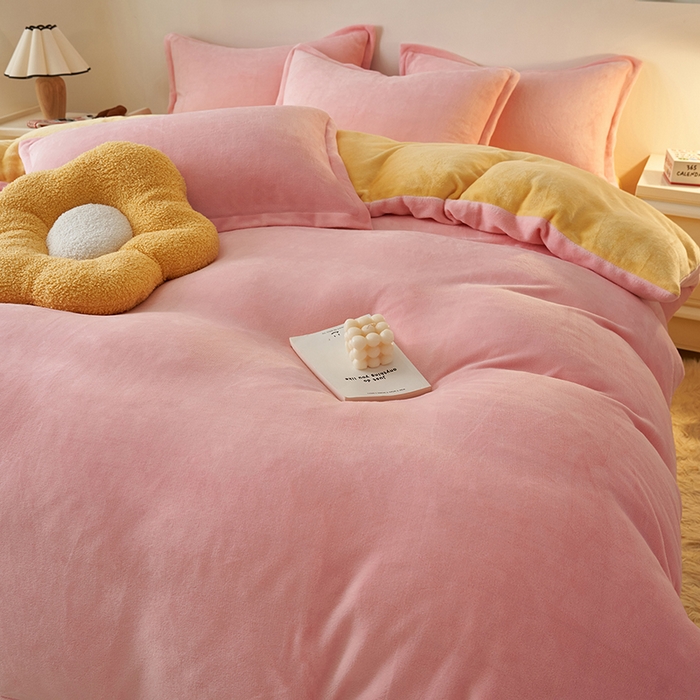 91家纺网 家纺一手货源 找家纺 2025新款多巴胺小红书纯色牛奶绒四件套牛奶绒被套跨境定制-风格二 樱花粉柠檬黄