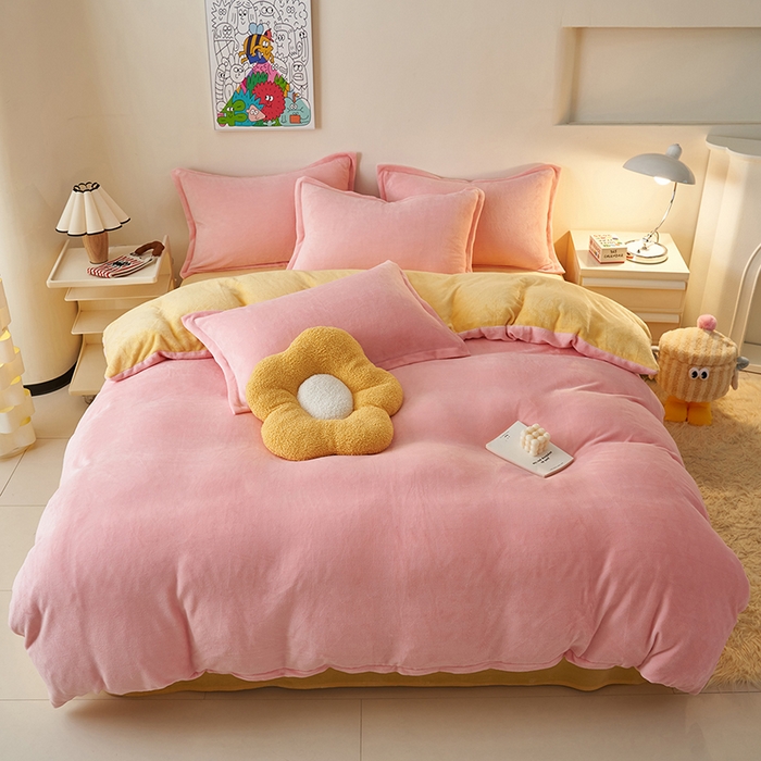 91家纺网 家纺一手货源 找家纺 2025新款多巴胺小红书纯色牛奶绒四件套牛奶绒被套跨境定制-风格二 樱花粉柠檬黄