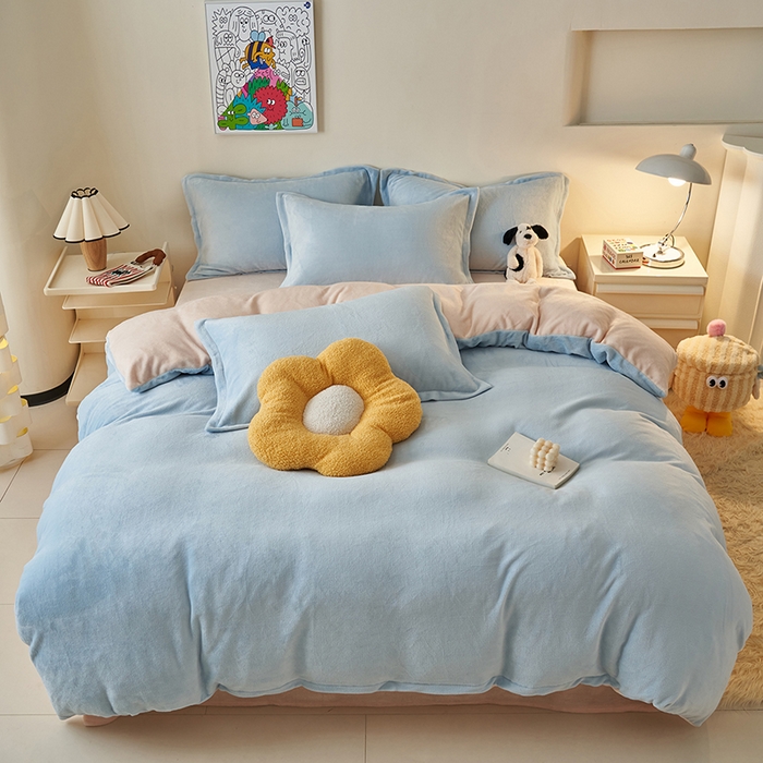 91家纺网 家纺一手货源 找家纺 2025新款多巴胺小红书纯色牛奶绒四件套牛奶绒被套跨境定制-风格二 天蓝奶油