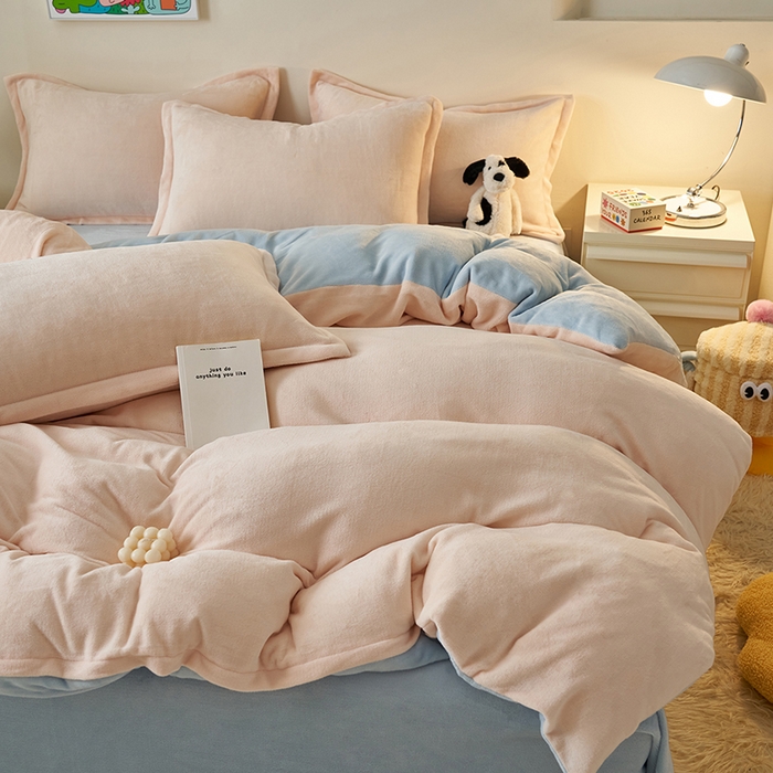 91家纺网 家纺一手货源 找家纺 2025新款多巴胺小红书纯色牛奶绒四件套牛奶绒被套跨境定制-风格二 奶油天蓝