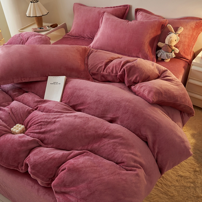 91家纺网 家纺一手货源 找家纺 2025新款多巴胺小红书纯色牛奶绒四件套牛奶绒被套跨境定制-风格二 豆沙