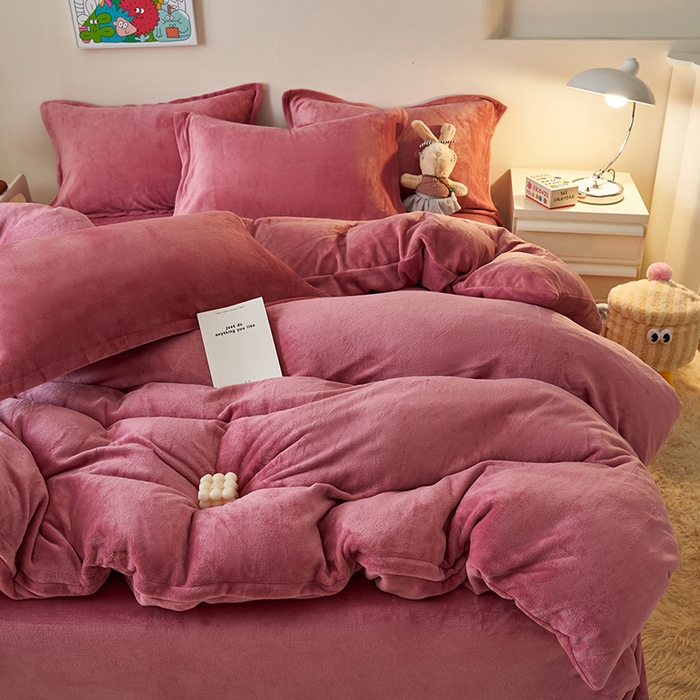 91家纺网 家纺一手货源 找家纺 2025新款多巴胺小红书纯色牛奶绒四件套牛奶绒被套跨境定制-风格二 豆沙