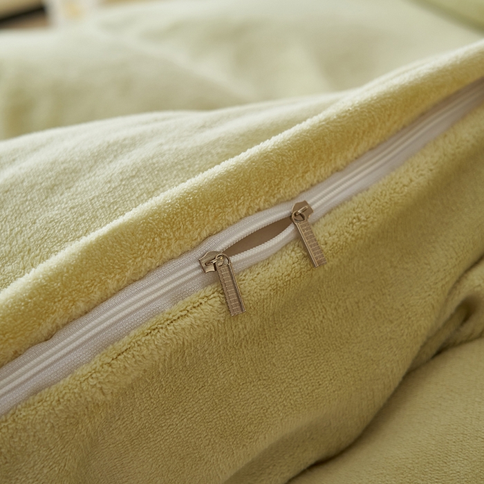 91家纺网 家纺一手货源 找家纺 2025新款多巴胺小红书纯色牛奶绒四件套牛奶绒被套跨境定制-风格二 橄榄绿