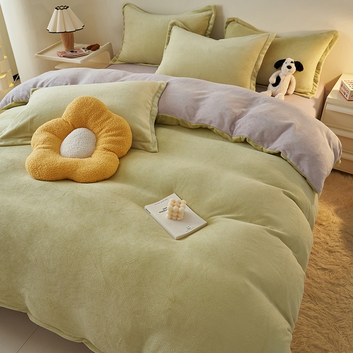 91家纺网 家纺一手货源 找家纺 2025新款多巴胺小红书纯色牛奶绒四件套牛奶绒被套跨境定制-风格二 橄榄绿灰