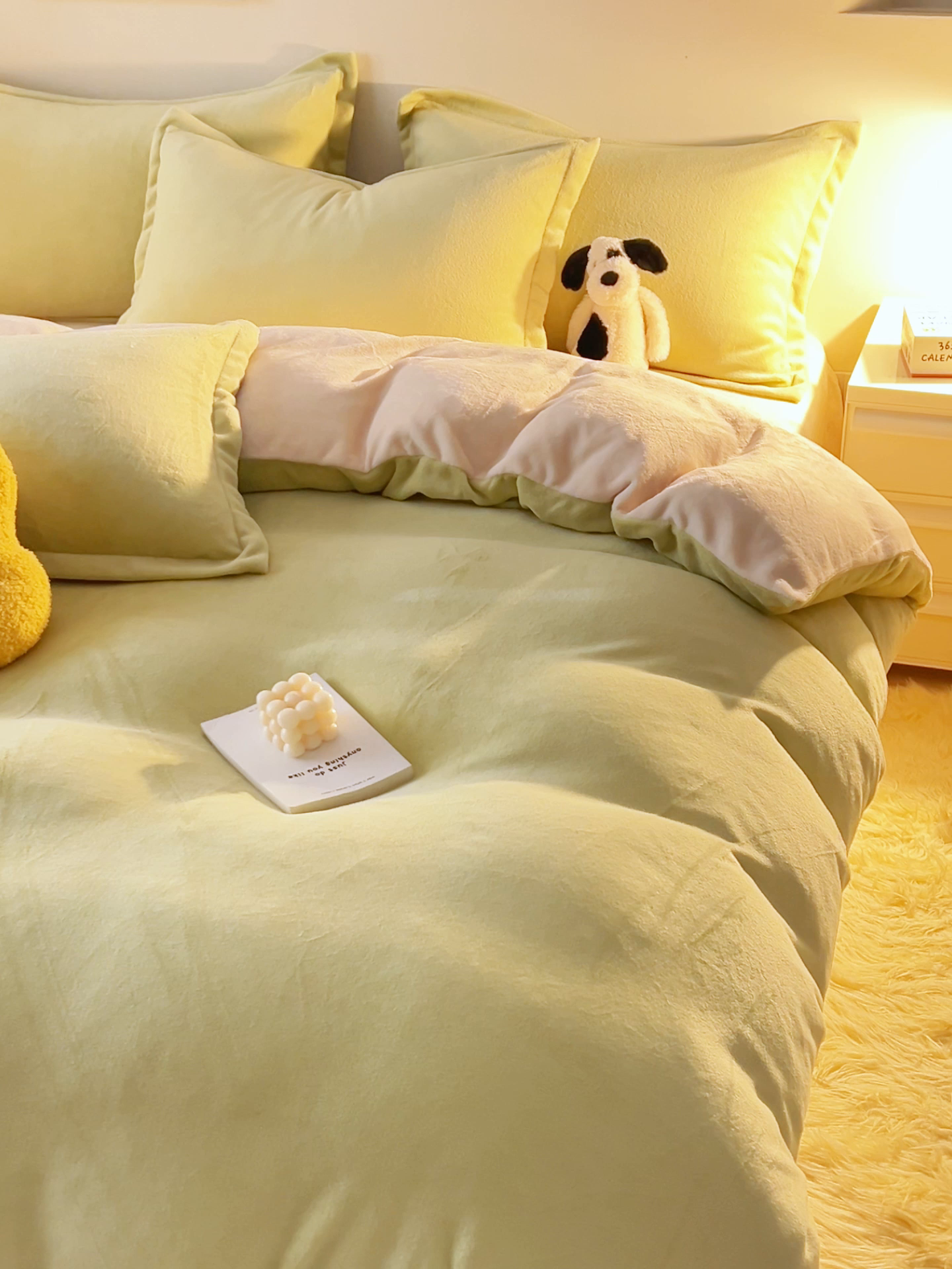 91家纺网 家纺一手货源 找家纺 2025新款多巴胺小红书纯色牛奶绒四件套牛奶绒被套跨境定制-风格二 橄榄绿奶油