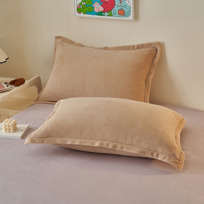 91家纺网 家纺一手货源 找家纺 2025新款多巴胺小红书纯色牛奶绒四件套牛奶绒被套跨境定制-风格二 卡其灰色