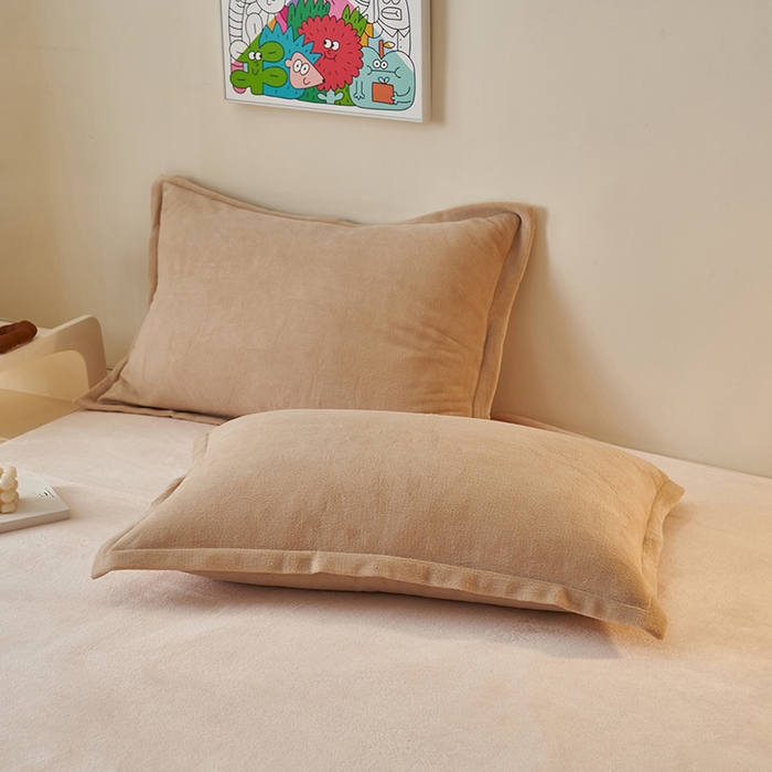 91家纺网 家纺一手货源 找家纺 2025新款多巴胺小红书纯色牛奶绒四件套牛奶绒被套跨境定制-风格二 卡其奶油