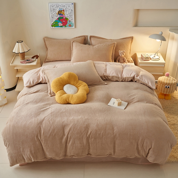 91家纺网 家纺一手货源 找家纺 2025新款多巴胺小红书纯色牛奶绒四件套牛奶绒被套跨境定制-风格二 卡其奶油