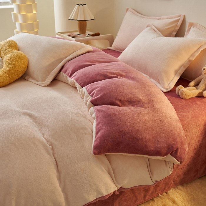 91家纺网 家纺一手货源 找家纺 2025新款多巴胺小红书纯色牛奶绒四件套牛奶绒被套跨境定制-风格二 奶油豆沙