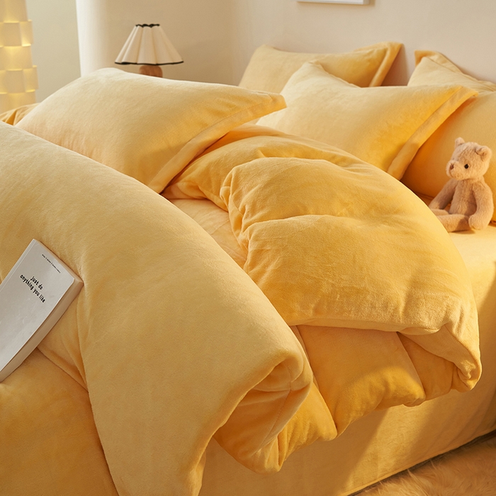 91家纺网 家纺一手货源 找家纺 2025新款多巴胺小红书纯色牛奶绒四件套牛奶绒被套跨境定制-风格二 柠檬黄