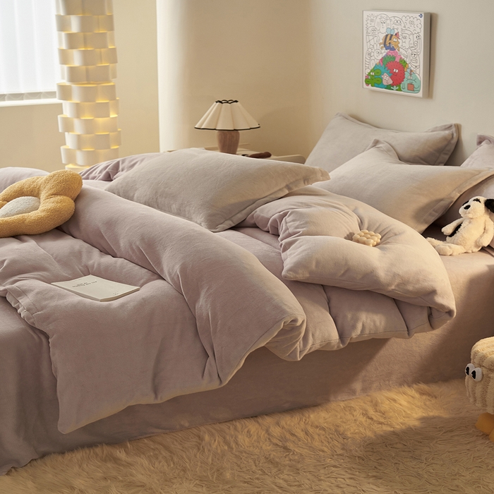 91家纺网 家纺一手货源 找家纺 2025新款多巴胺小红书纯色牛奶绒四件套牛奶绒被套跨境定制-风格二 雅致灰