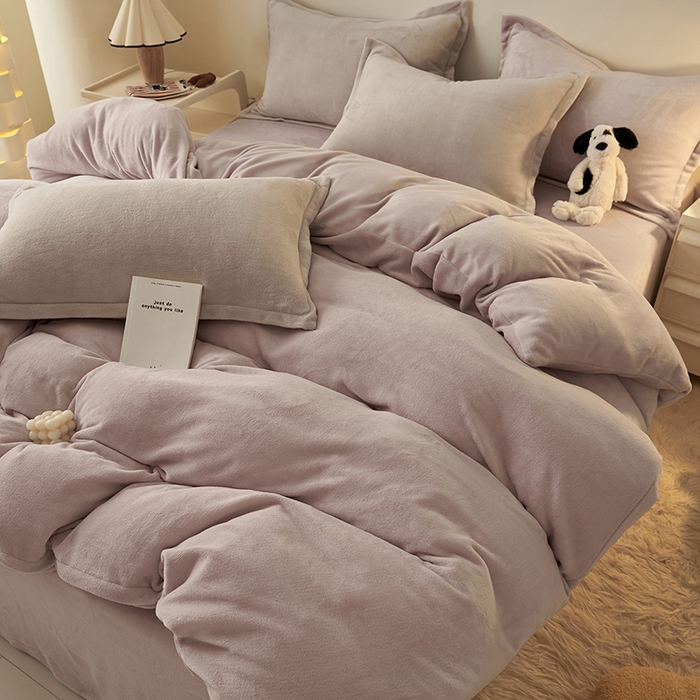 91家纺网 家纺一手货源 找家纺 2025新款多巴胺小红书纯色牛奶绒四件套牛奶绒被套跨境定制-风格二 雅致灰