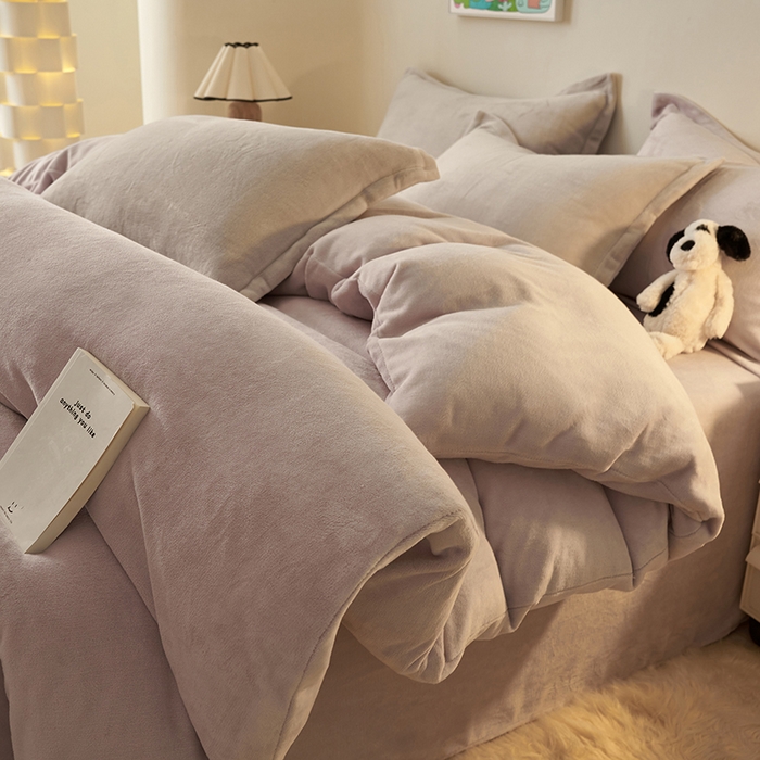 91家纺网 家纺一手货源 找家纺 2025新款多巴胺小红书纯色牛奶绒四件套牛奶绒被套跨境定制-风格二 雅致灰