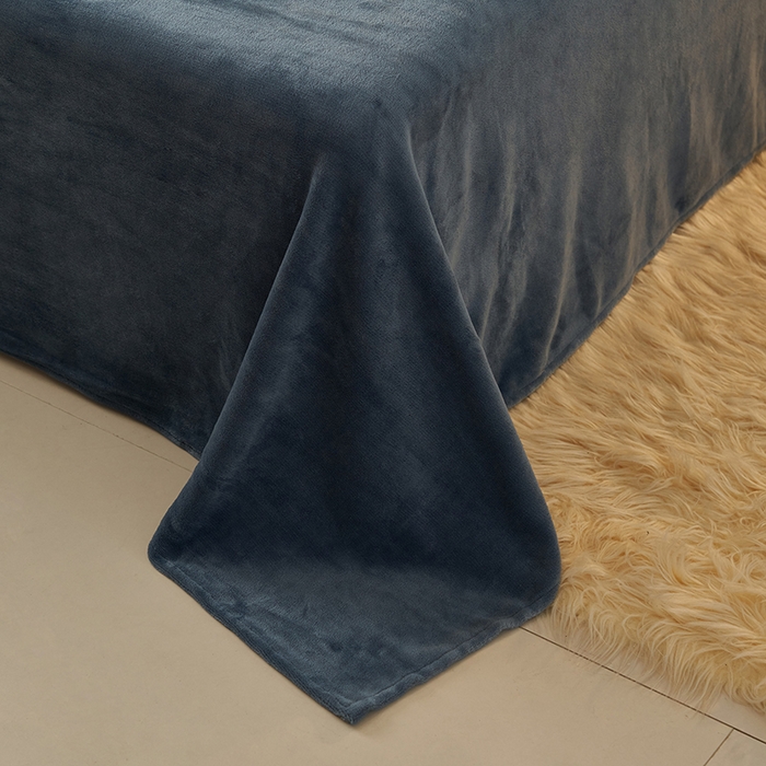 91家纺网 家纺一手货源 找家纺 2025新款多巴胺小红书纯色牛奶绒四件套牛奶绒被套跨境定制-风格二 宾利蓝灰