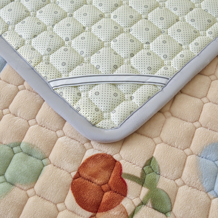 91家纺网 家纺一手货源 找家纺 （总）卡伦家纺 2025新款A类牛奶绒夹棉加厚床垫单人双人床垫保护垫