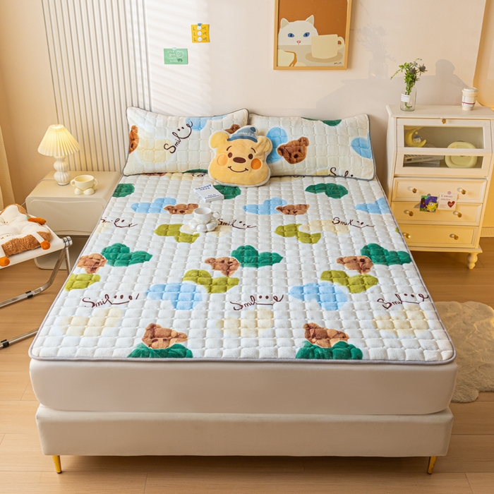 91家纺网 家纺一手货源 找家纺 （总）卡伦家纺 2025新款A类牛奶绒夹棉加厚床垫单人双人床垫保护垫