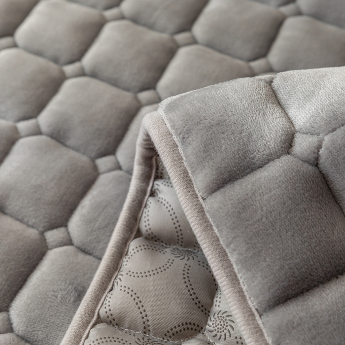 91家纺网 家纺一手货源 找家纺 卡伦家纺 2025新款A类牛奶绒夹棉加厚床垫单人双人床垫保护垫 高级灰