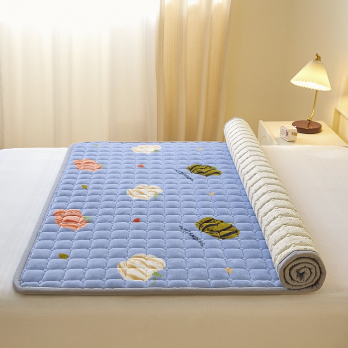 91家纺网 家纺一手货源 找家纺 卡伦家纺 2025新款A类牛奶绒夹棉加厚床垫单人双人床垫保护垫 南瓜灰灰