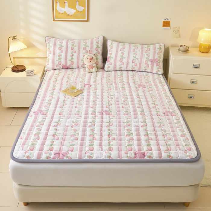 卡伦家纺 2025新款A类牛奶绒夹棉加厚床垫单人双人床垫保护垫 青春曲调