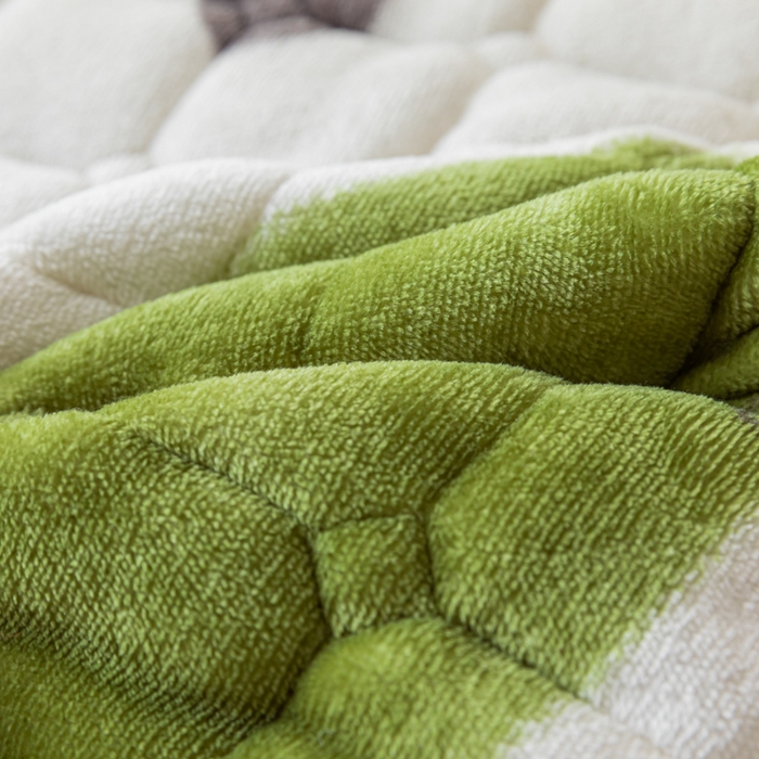 91家纺网 家纺一手货源 找家纺 卡伦家纺 2025新款A类牛奶绒夹棉加厚床垫单人双人床垫保护垫 心相印