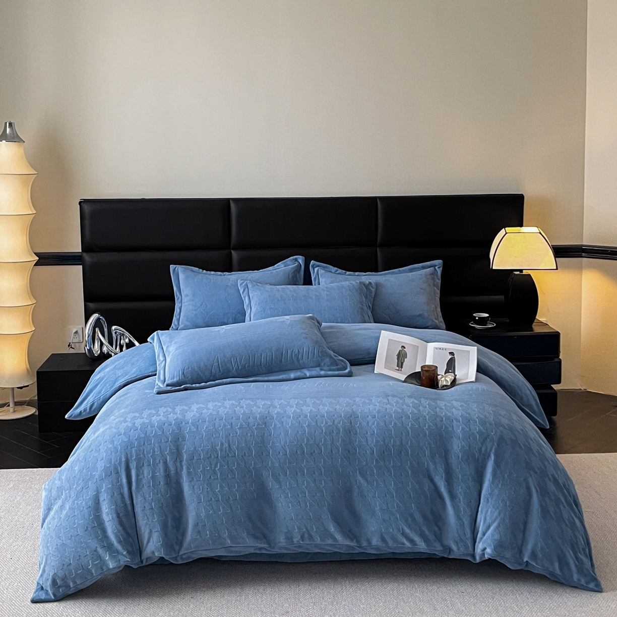 91家纺网 家纺一手货源 找家纺 爱家（原缔乐家纺） 2025新款A类牛奶雕花绒四件套 浪漫主义系列 浪漫主义-宾利兰