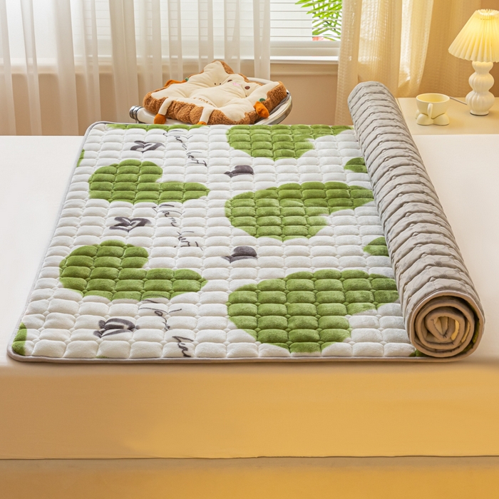 91家纺网 家纺一手货源 找家纺 卡伦家纺 2025新款A类牛奶绒夹棉加厚床垫单人双人床垫保护垫 心相印