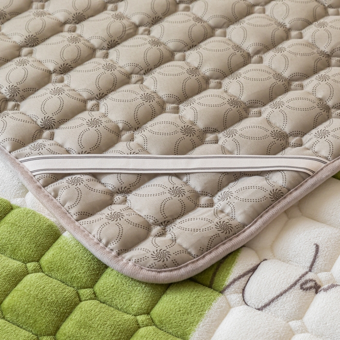 91家纺网 家纺一手货源 找家纺 卡伦家纺 2025新款A类牛奶绒夹棉加厚床垫单人双人床垫保护垫 心相印