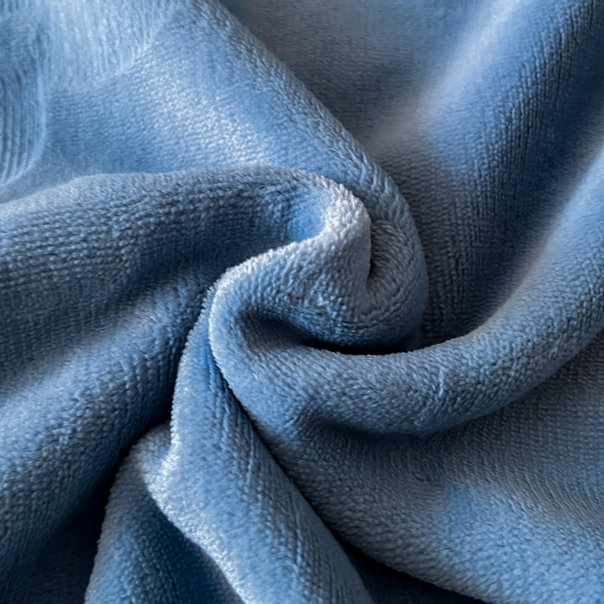 91家纺网 家纺一手货源 找家纺 爱家（原缔乐家纺） 2025新款A类牛奶雕花绒四件套 浪漫主义系列 浪漫主义-宾利兰