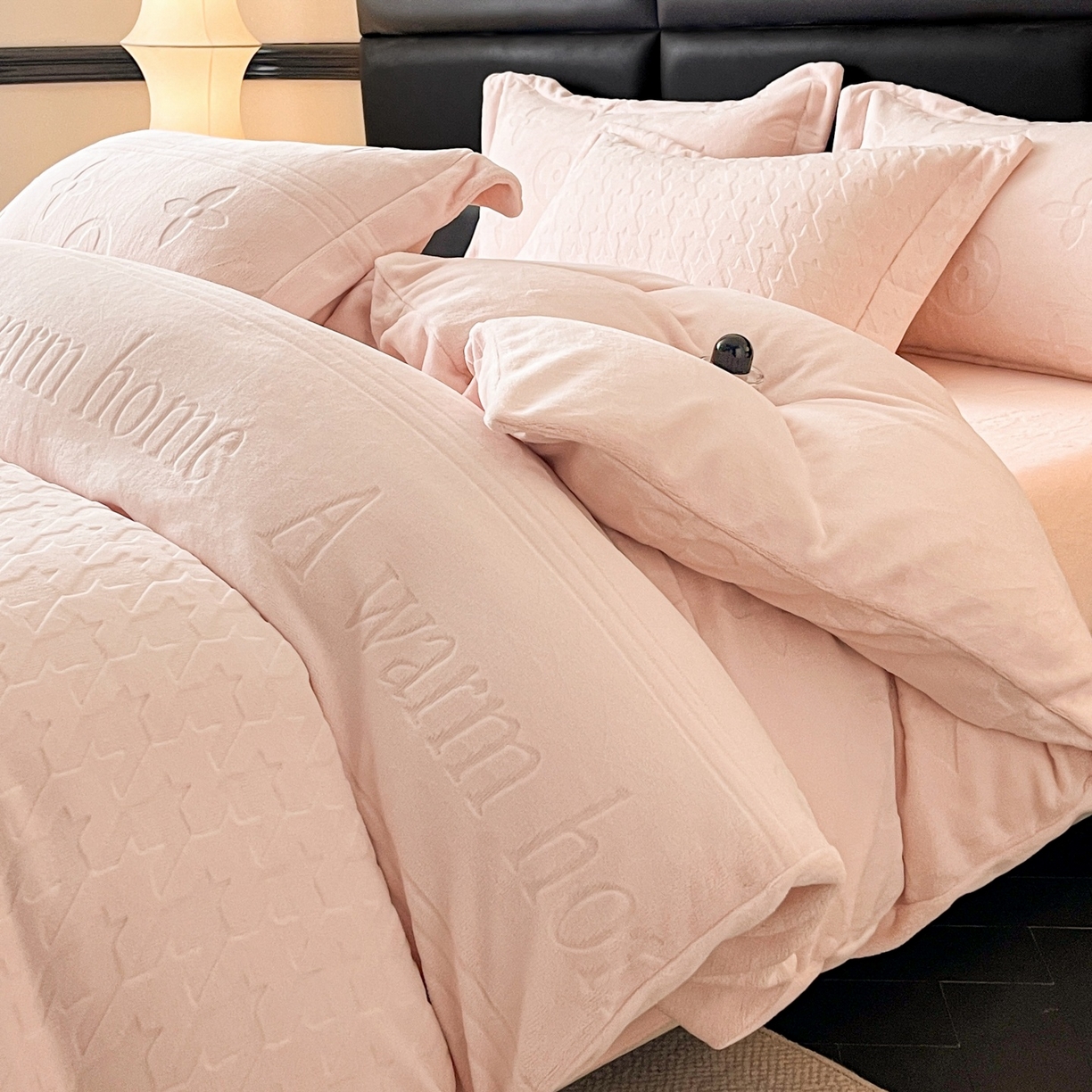 爱家（原缔乐家纺） 2025新款A类牛奶雕花绒四件套 浪漫主义系列 浪漫主义-公主粉