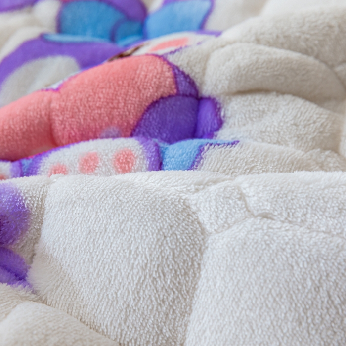 91家纺网 家纺一手货源 找家纺 卡伦家纺 2025新款A类牛奶绒夹棉加厚床垫单人双人床垫保护垫 星梦露