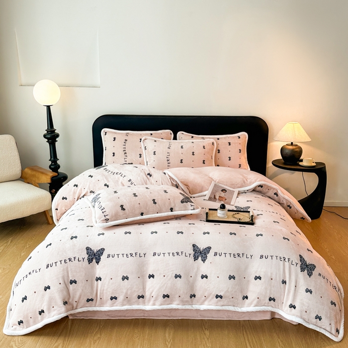 91家纺网 家纺一手货源 找家纺 诺梵2025新款牛8斤奶绒印花包边四件套蝴蝶结