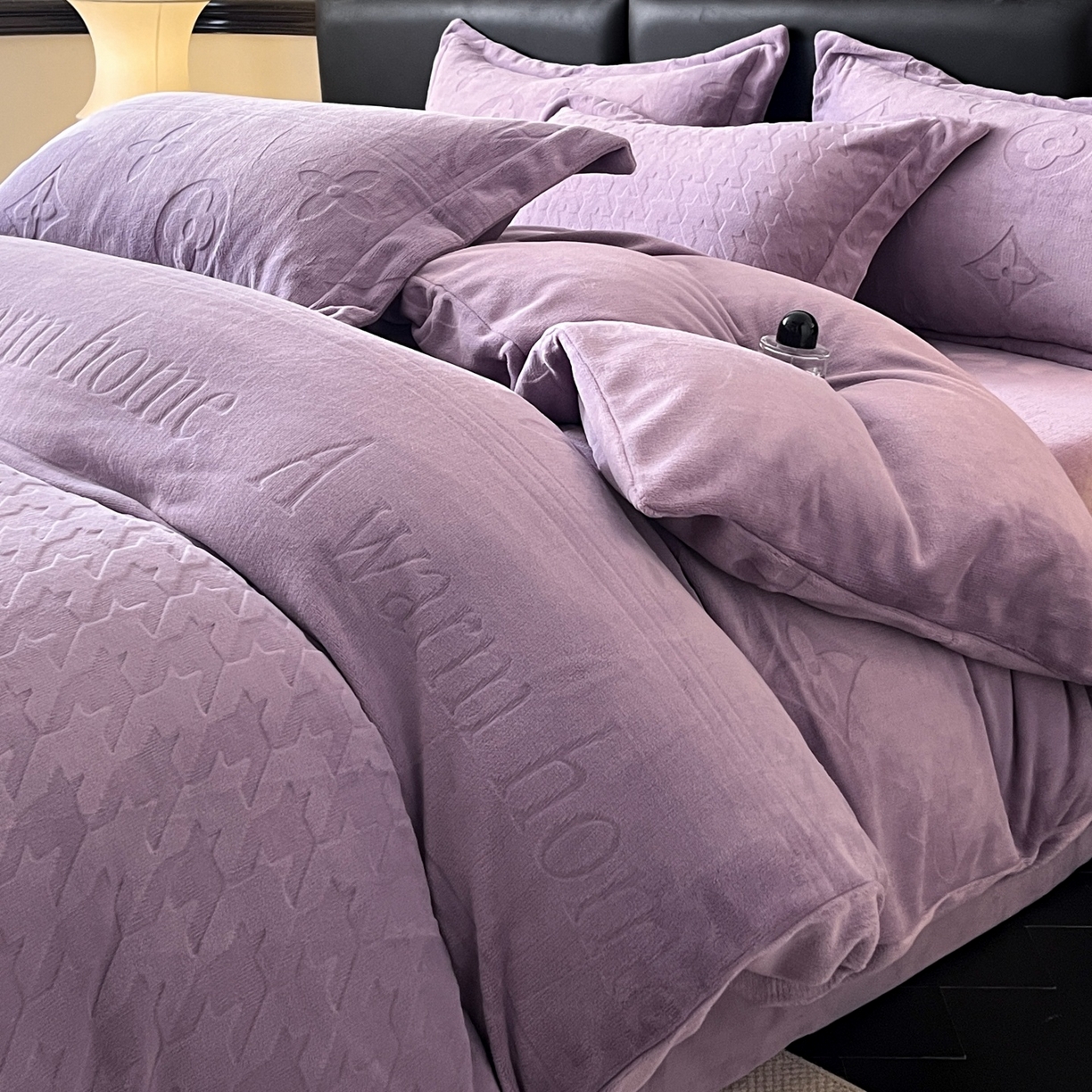 爱家（原缔乐家纺） 2025新款A类牛奶雕花绒四件套 浪漫主义系列 浪漫主义-梦幻紫