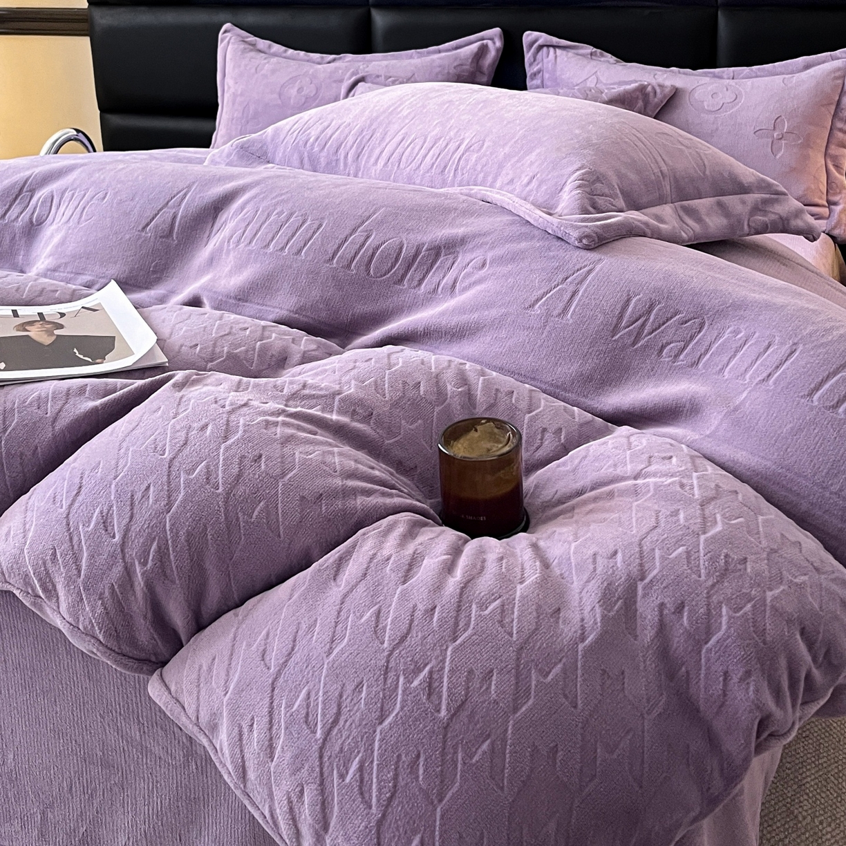 91家纺网 家纺一手货源 找家纺 爱家（原缔乐家纺） 2025新款A类牛奶雕花绒四件套 浪漫主义系列 浪漫主义-梦幻紫