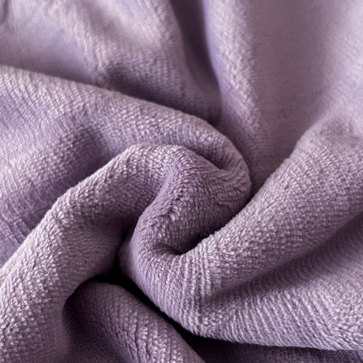 91家纺网 家纺一手货源 找家纺 爱家（原缔乐家纺） 2025新款A类牛奶雕花绒四件套 浪漫主义系列 浪漫主义-梦幻紫