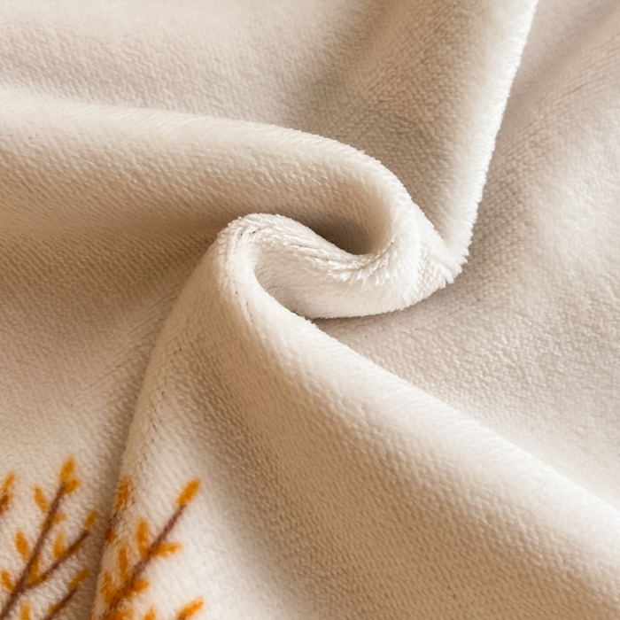 91家纺网 家纺一手货源 找家纺 诺梵2025新款牛8斤奶绒印花包边四件套安夏