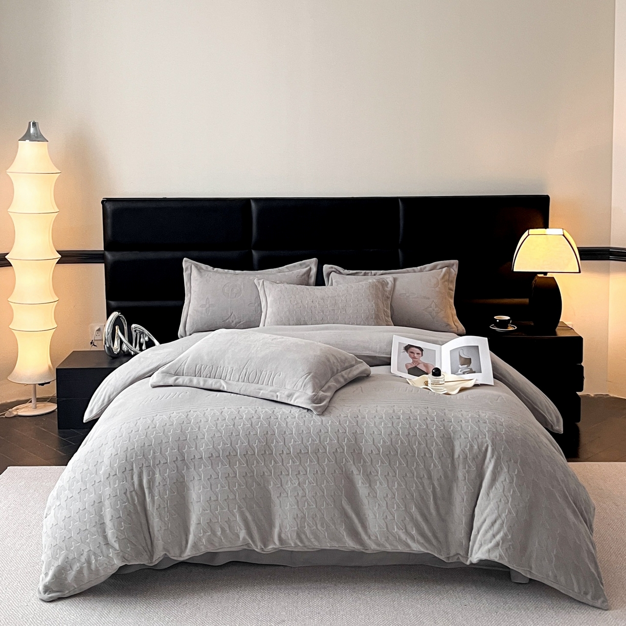 91家纺网 家纺一手货源 找家纺 爱家（原缔乐家纺） 2025新款A类牛奶雕花绒四件套 浪漫主义系列 浪漫主义-星空灰