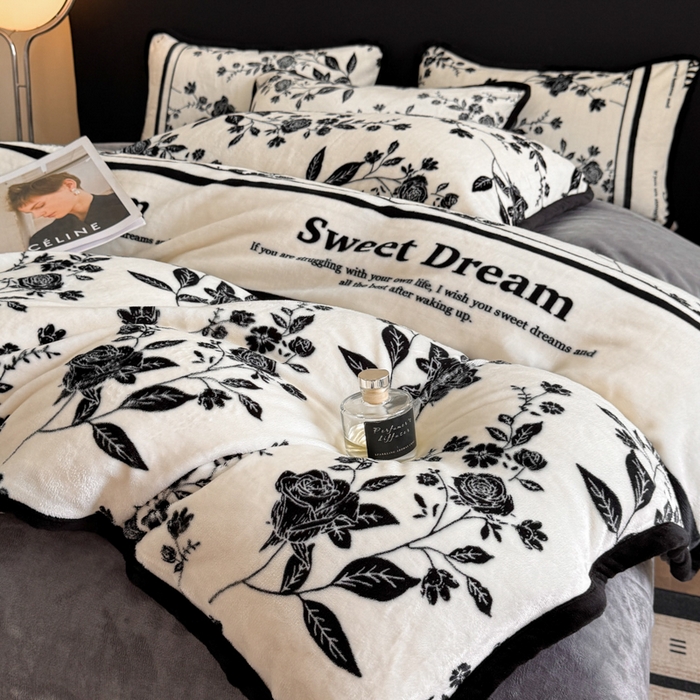 91家纺网 家纺一手货源 找家纺 诺梵2025新款牛8斤奶绒印花包边四件套花野